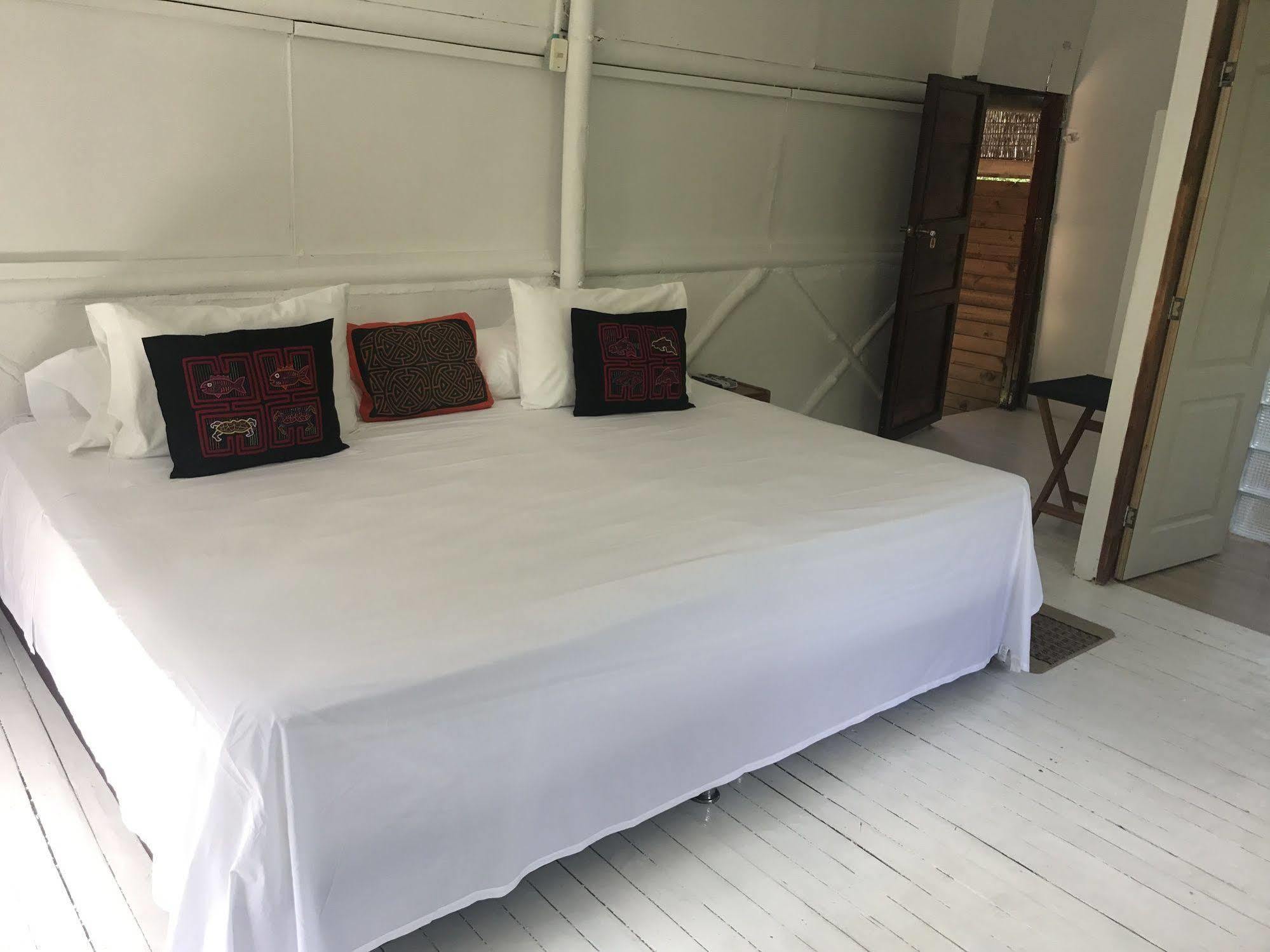 Sabai Beach Hotel Isla Barú 외부 사진